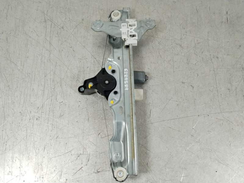 ELEVALUNAS TRASERO IZQUIERDO 82701HV00C E06029102