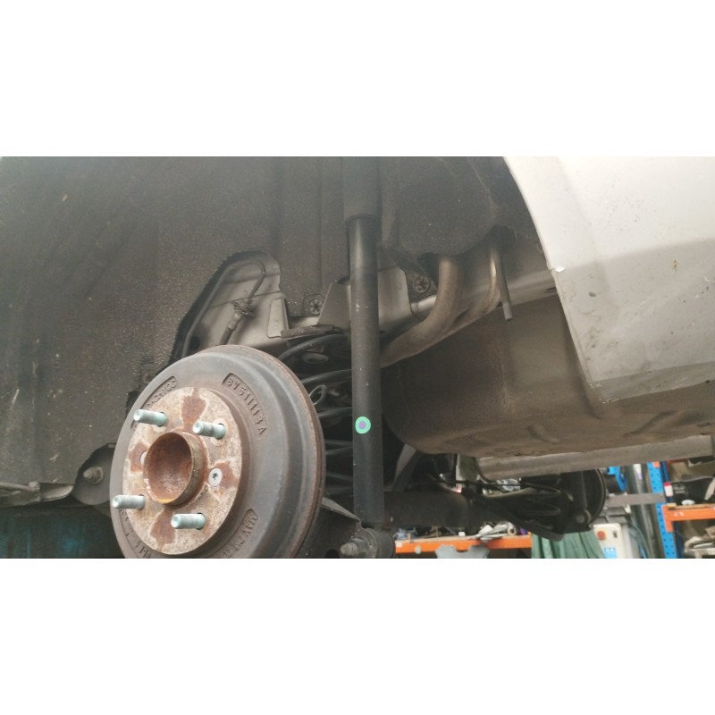 Recambio de amortiguador trasero izquierdo para ford fiesta (cb1) ambiente referencia OEM IAM   