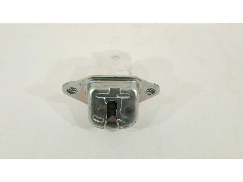 CERRADURA MALETERO / PORTON 63032FG100 