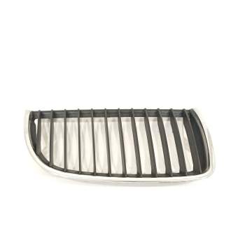 REJILLA PARAGOLPES DERECHA 7120008 22405910 