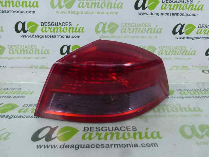 PILOTO TRASERO DERECHO 8200014360 