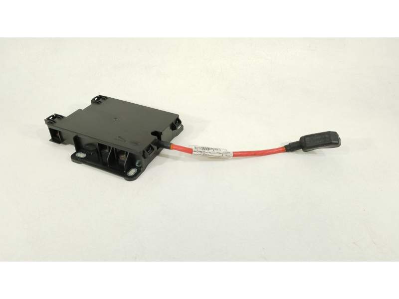 CAJA RELES / FUSIBLES CX2314A067AC 