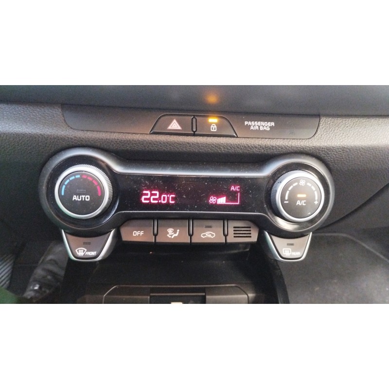 Recambio de mando climatizador para kia stonic (ybcuv) drive referencia OEM IAM 97250H8  