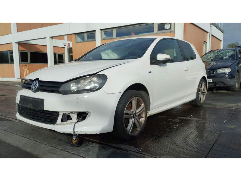 volkswagen golf vi (5k1) del año 2011