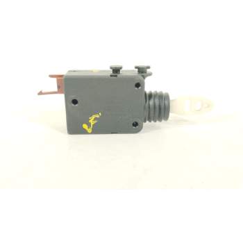 CERRADURA MALETERO / PORTON 661503 
