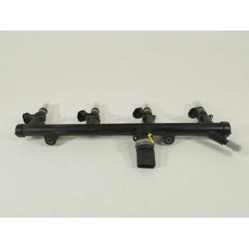 RAMPA INYECTORA 06K133681A 