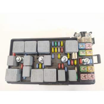 CAJA RELES / FUSIBLES 96646698 