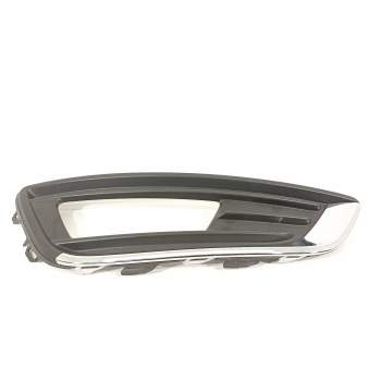 REJILLA PARAGOLPES DERECHA F1EB15A298B 
