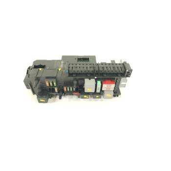 CAJA RELES / FUSIBLES 2129060905 5DK01102350 2129012304