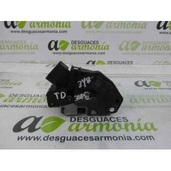 CERRADURA PUERTA TRASERA DERECHA 8A6AA26412AC 
