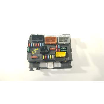 CAJA RELES / FUSIBLES 9667199680 BSMR0800