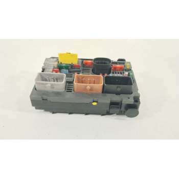 CAJA RELES / FUSIBLES 9675878480 BSMR0500 