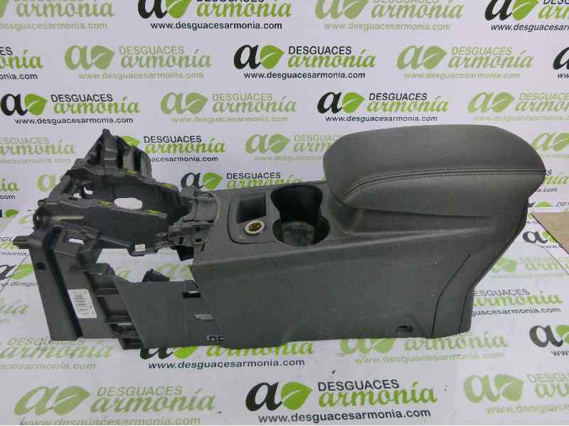 APOYABRAZOS CENTRAL 1835225 BM51A045M62CR35B8 