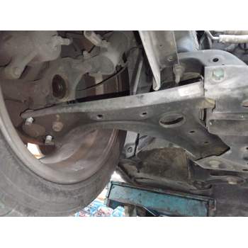 BRAZO SUSPENSION INFERIOR DELANTERO DERECHO 