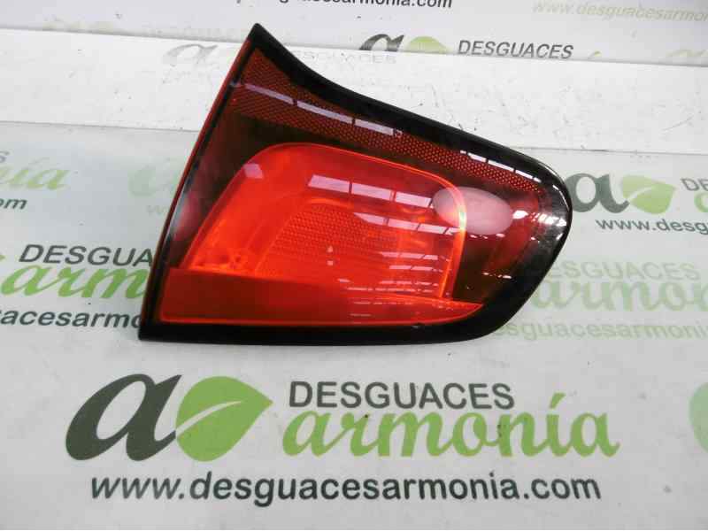 PILOTO TRASERO DERECHO EN PORTON 9685225480 