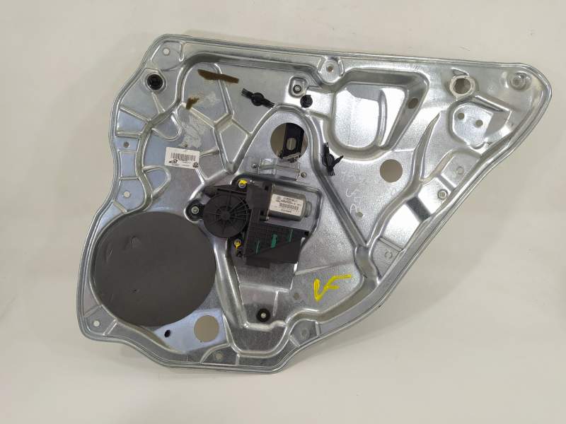 ELEVALUNAS TRASERO DERECHO 6Q4839402E 6Y0959812 