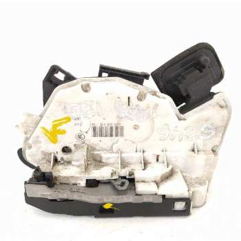CERRADURA PUERTA TRASERA IZQUIERDA 5K4839015R 