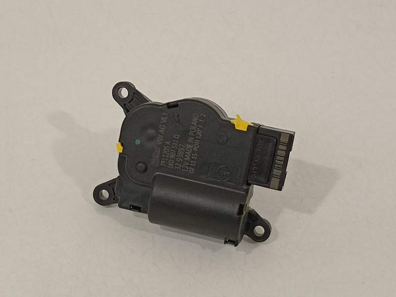 MOTOR APERTURA TRAMPILLAS CLIMATIZADOR 1K0907511Q 