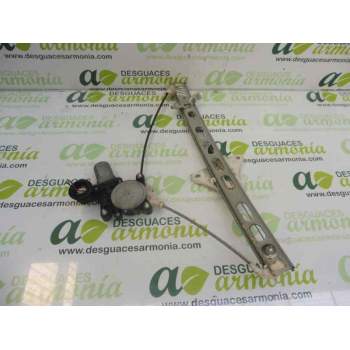 ELEVALUNAS DELANTERO DERECHO 8353058J00 