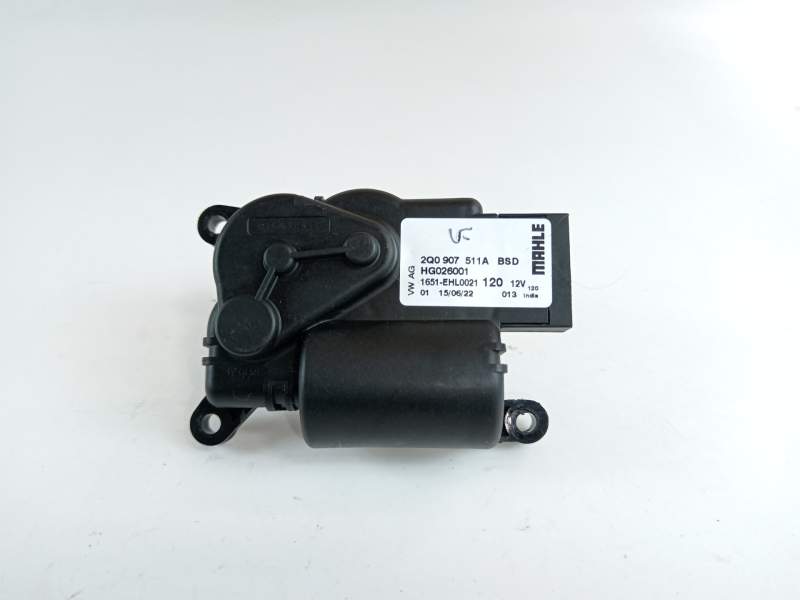 MOTOR APERTURA TRAMPILLAS CLIMATIZADOR 2Q0907511A HG026001 
