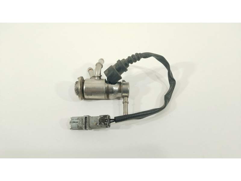 INYECTOR 208995377R 