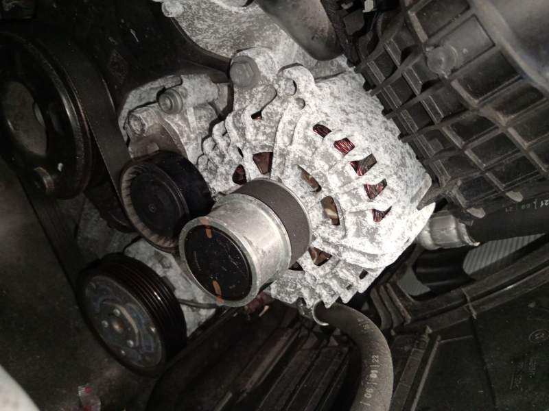 ALTERNADOR 05E903026L 