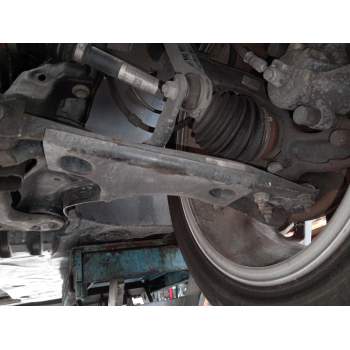 BRAZO SUSPENSION INFERIOR DELANTERO IZQUIERDO 2Q0407151D 