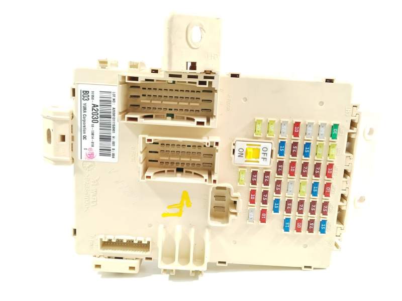CAJA RELES / FUSIBLES 91950A2030 