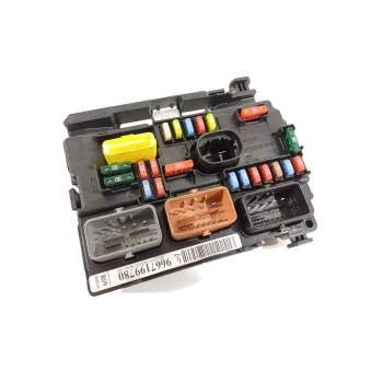 CAJA RELES / FUSIBLES 9667199780 BSMR09