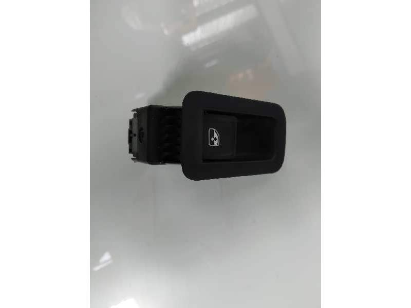 MANDO ELEVALUNAS TRASERO IZQUIERDO 5G0959855M 