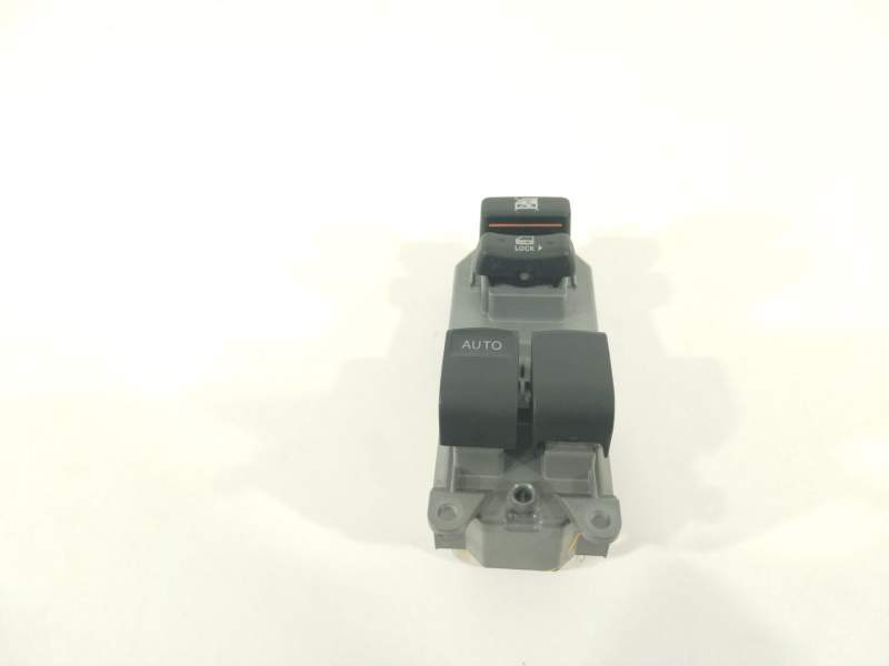 MANDO ELEVALUNAS DELANTERO IZQUIERDO 848200D100 