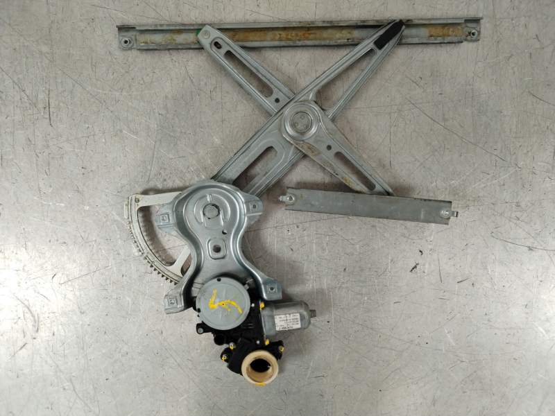 ELEVALUNAS DELANTERO IZQUIERDO 857020F010 857200D110D