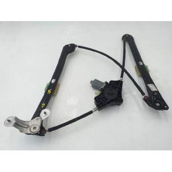ELEVALUNAS DELANTERO DERECHO 5G4837462H 8W0959802 0130822704