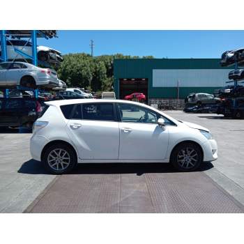 TOYOTA VERSO (_R2_)