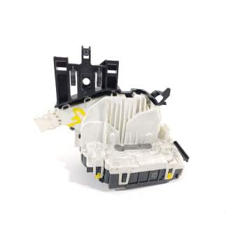 CERRADURA PUERTA TRASERA IZQUIERDA A2047302735 