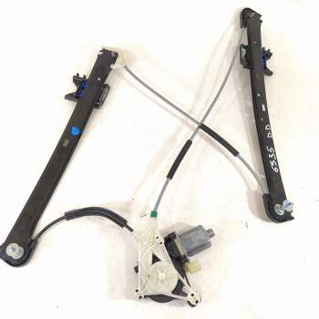 ELEVALUNAS DELANTERO DERECHO 8V4837462 5Q0959801B 0130822717