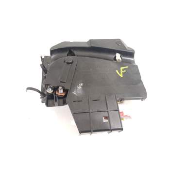 CAJA RELES / FUSIBLES AV6T14A067BB 