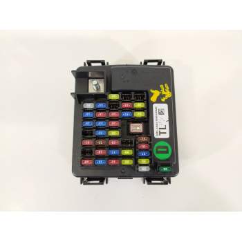 CAJA RELES / FUSIBLES 91950D3240 