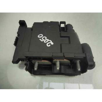 CAJA RELES / FUSIBLES 30659092 