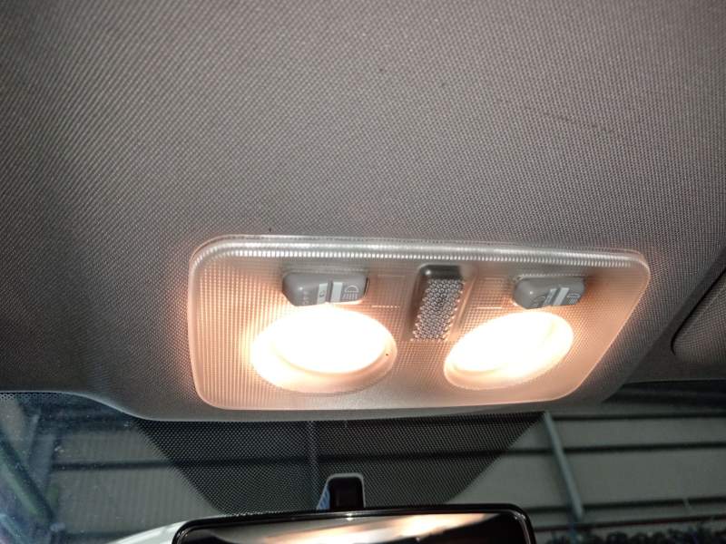 LUZ INTERIOR 