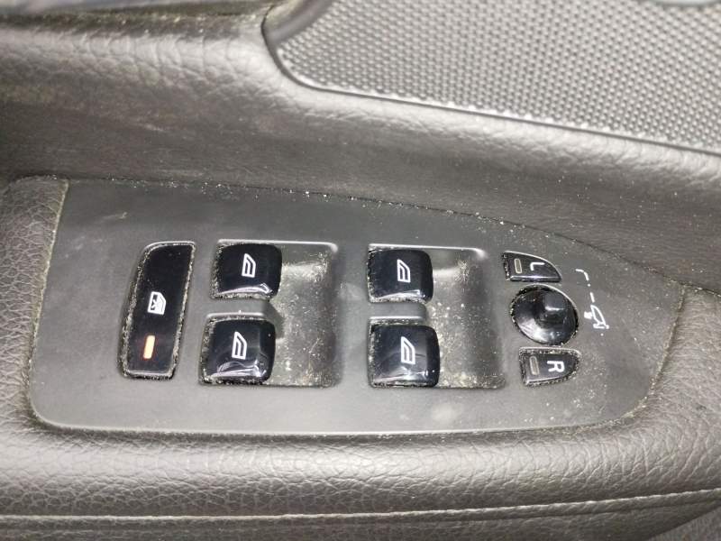 MANDO ELEVALUNAS DELANTERO IZQUIERDO 31433407 