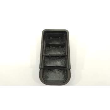 REJILLA AIREADORA 6F0819356A 