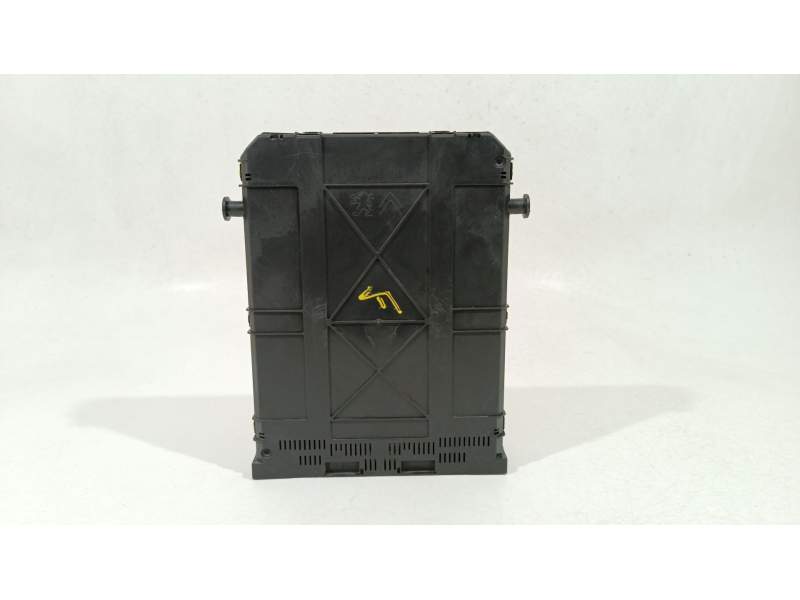 CAJA RELES / FUSIBLES 9664983480 BSIEVX6500 