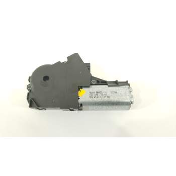 MOTOR TECHO ELECTRICO 67619127381 
