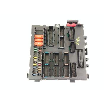 CAJA RELES / FUSIBLES 519049100 13170890 460023260