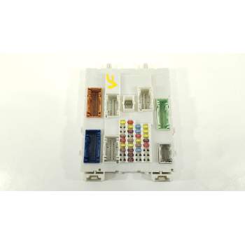 CAJA RELES / FUSIBLES F1FT14A073BD F1ET14014AKC