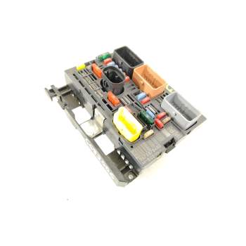 CAJA RELES / FUSIBLES 9675878480 BSMR0500 