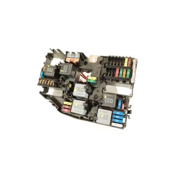 CAJA RELES / FUSIBLES A1779069601 