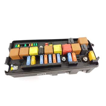 CAJA RELES / FUSIBLES 12767115 519109300