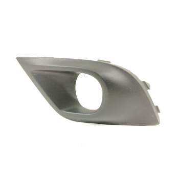 REJILLA PARAGOLPES IZQUIERDA 261A39715R 